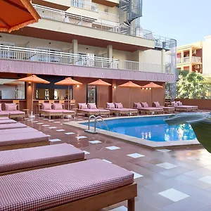 hotel-pinero-bahia-de-palma.allmallorcahotels.com/