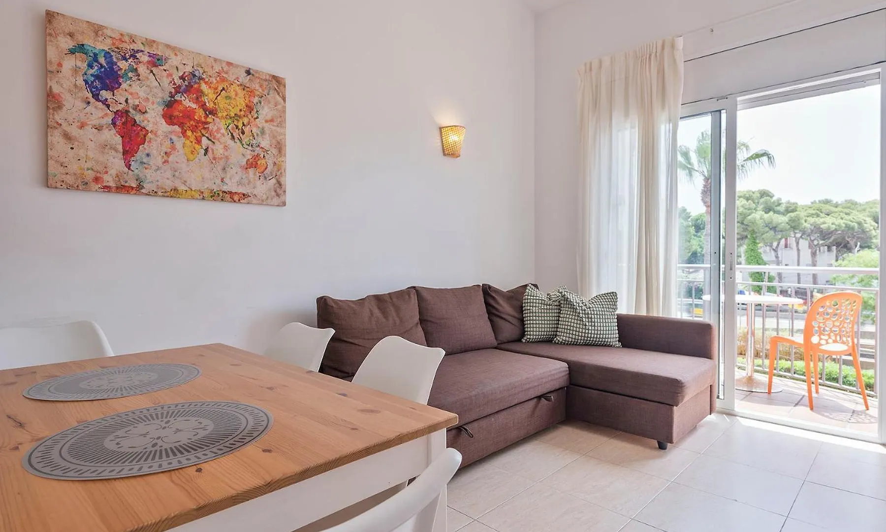 Apartamentos Velor 0*, Castelldefels
