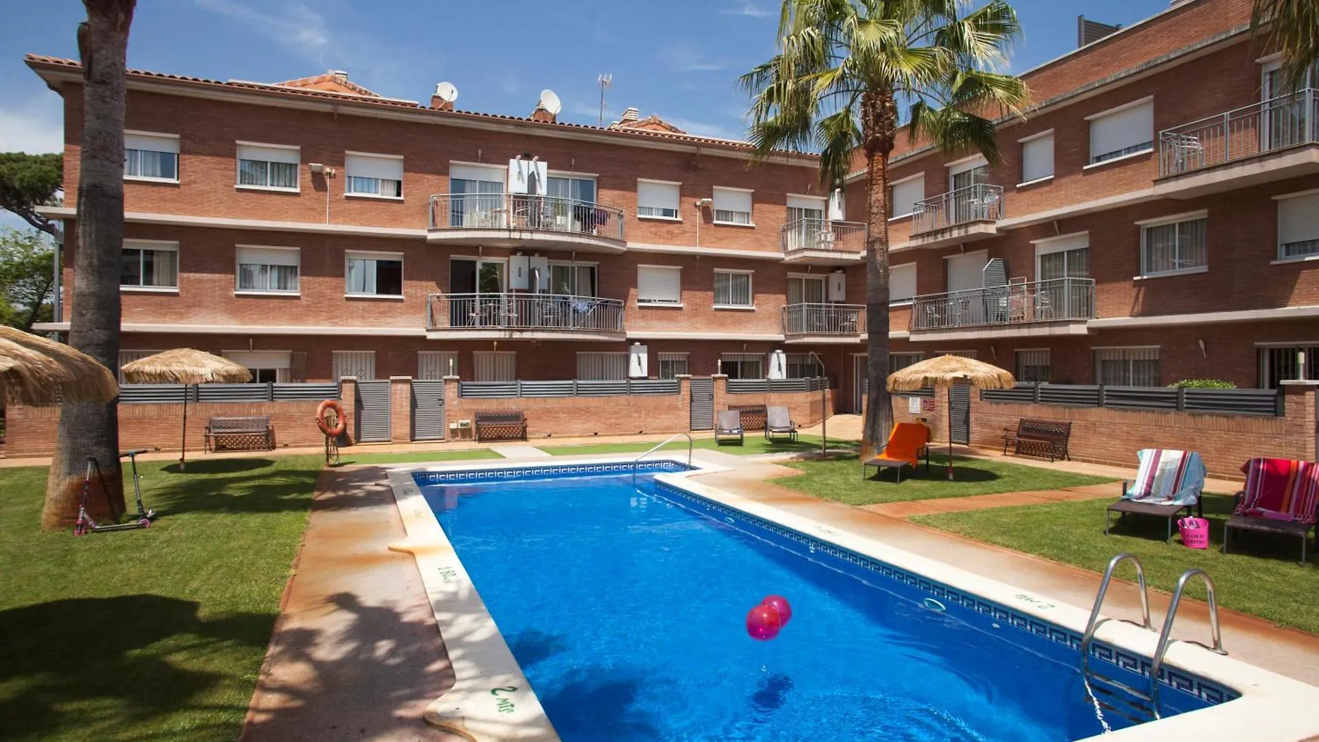 Apartamentos Velor location